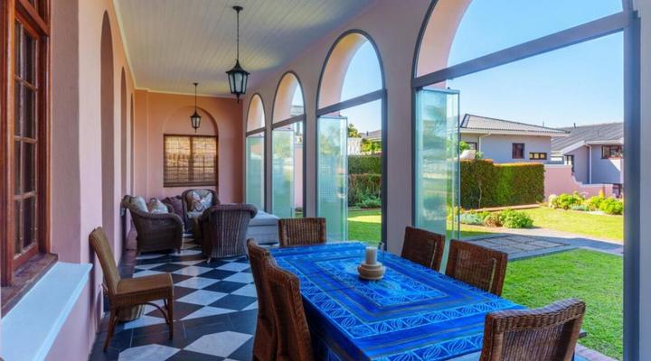 Majestic Village Apartments