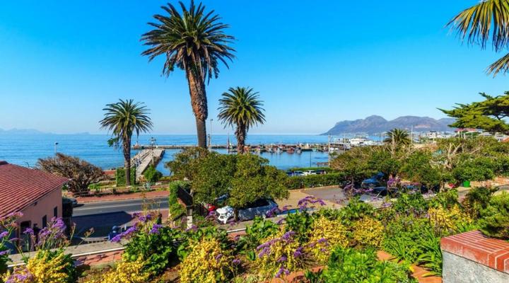 Majestic Village Apartments