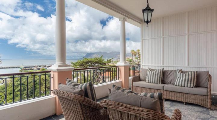 Majestic Village Apartments