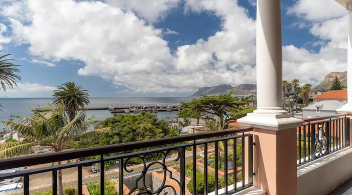 Majestic Village Apartments