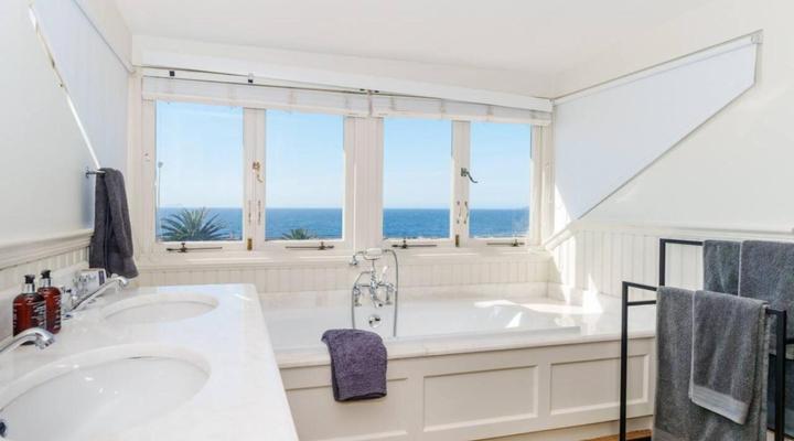 Majestic Village Apartments