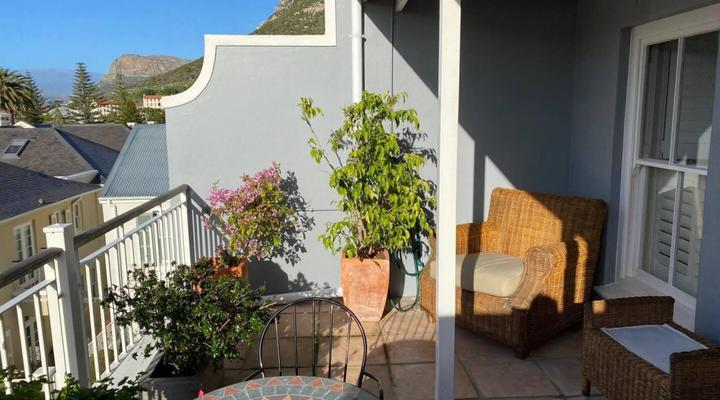 Majestic Village Apartments