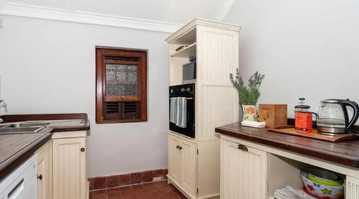 Majestic Village Apartments