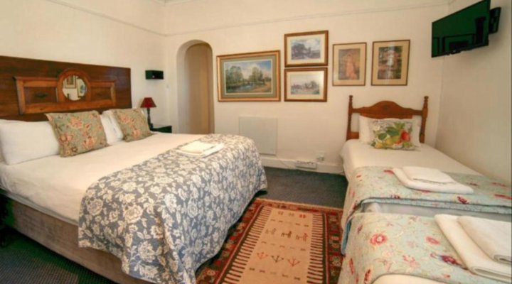 Outeniqua Travel Lodge