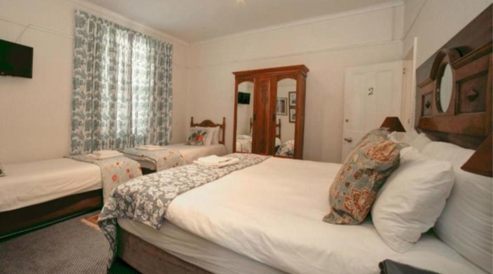 Outeniqua Travel Lodge