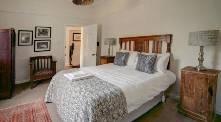 Outeniqua Travel Lodge
