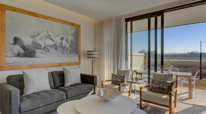 UniqueStay Paardevlei Square 2 Bedroom Apartment