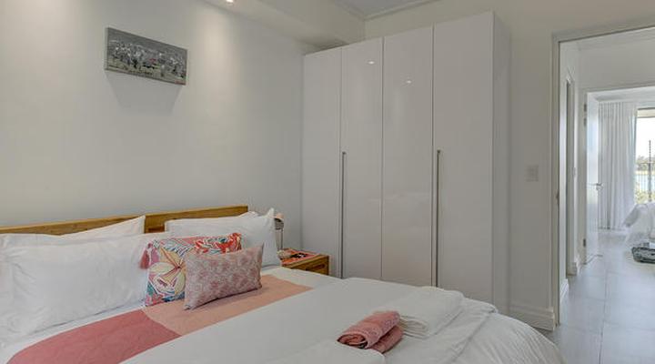 UniqueStay Paardevlei Square 2 Bedroom Apartment