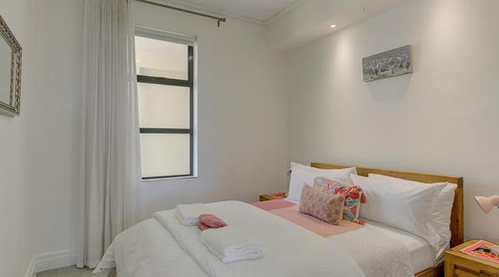 UniqueStay Paardevlei Square 2 Bedroom Apartment