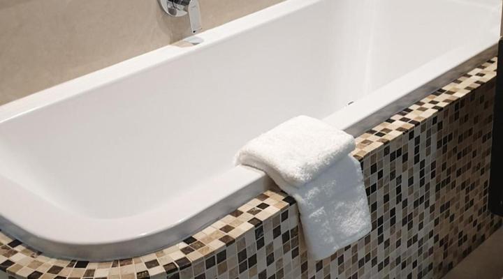 Lagoon Shoreline Penthouse