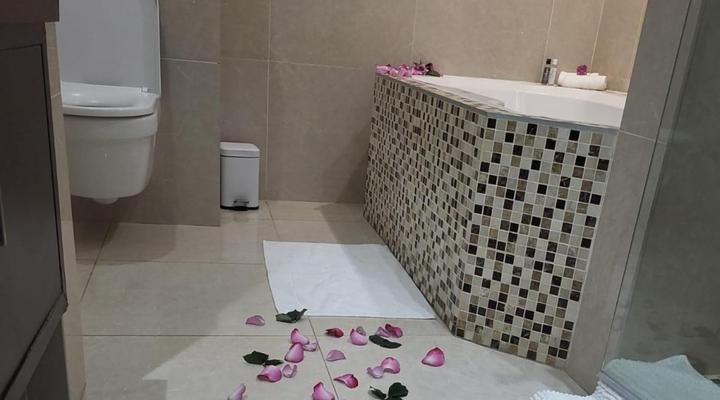 Lagoon Shoreline Penthouse