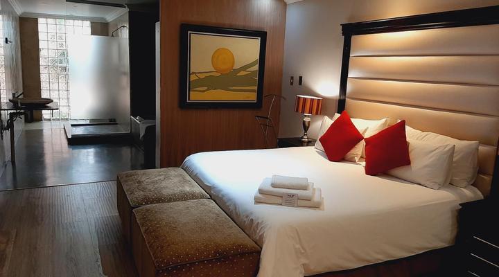 African Moon Corporate House