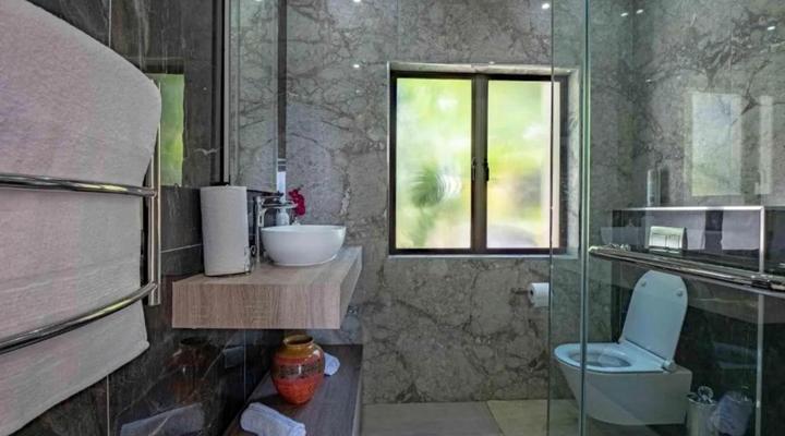 Ekuthuleni Modern Christian Guesthouse