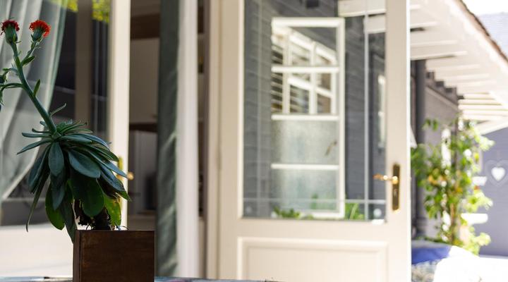 Treehouse on Maple B&B