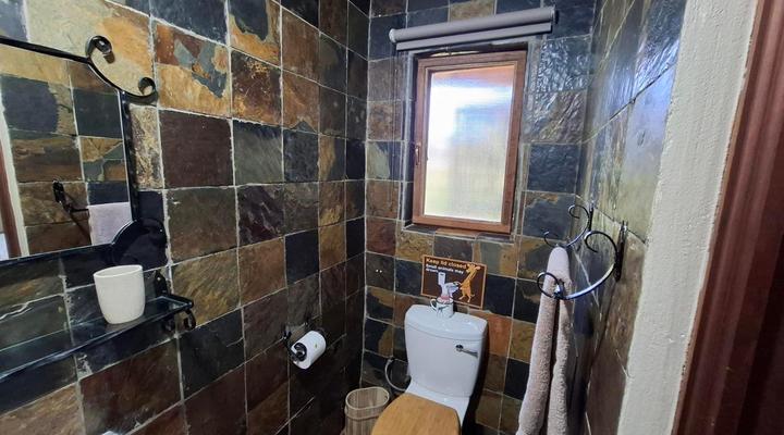 Rocking Giraffe Bush Lodge