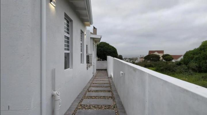 Langebaan Positive Vibrations