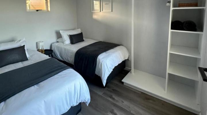 Ocean Whisper Unit 79