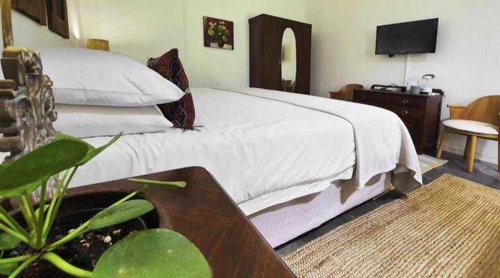 The Melville Quarters