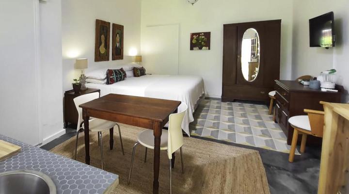 The Melville Quarters