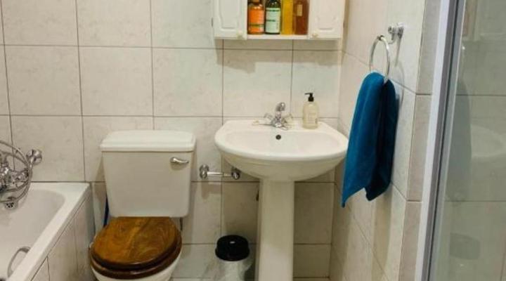 Afrikawisa At Rosebank