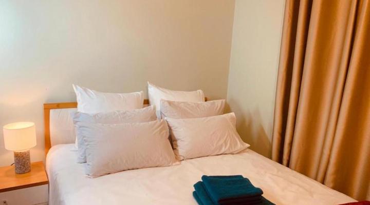 Afrikawisa At Rosebank