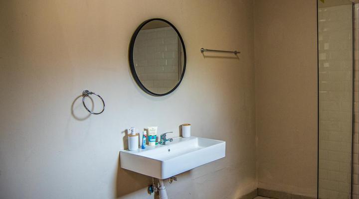 Kololo at 399 Guesthouse & Conference