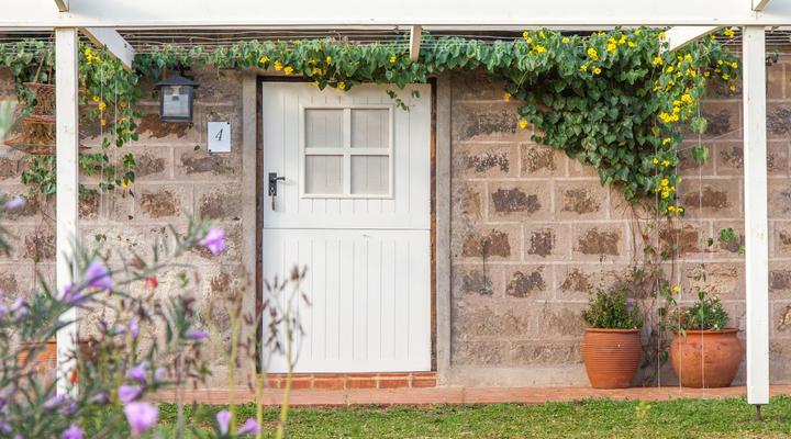 Ololo Safari Lodge & Farm