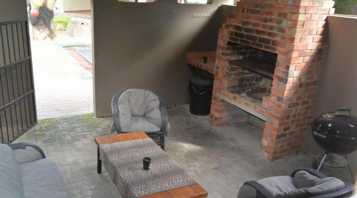 Dumehlezi Self Catering