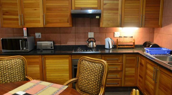 Dumehlezi Self Catering