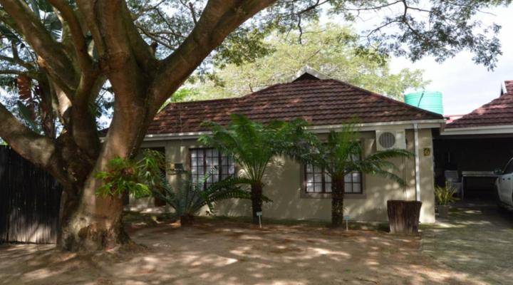 Dumehlezi Self Catering