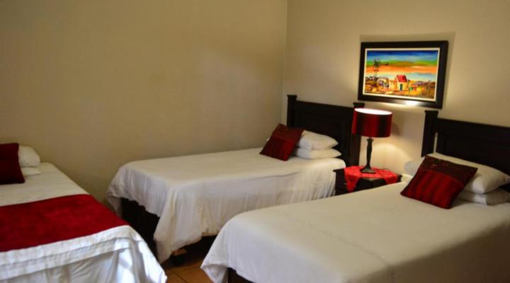 Dumehlezi Self Catering