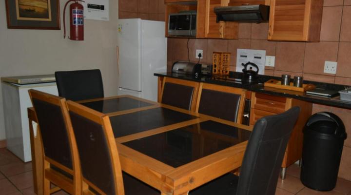 Dumehlezi Self Catering