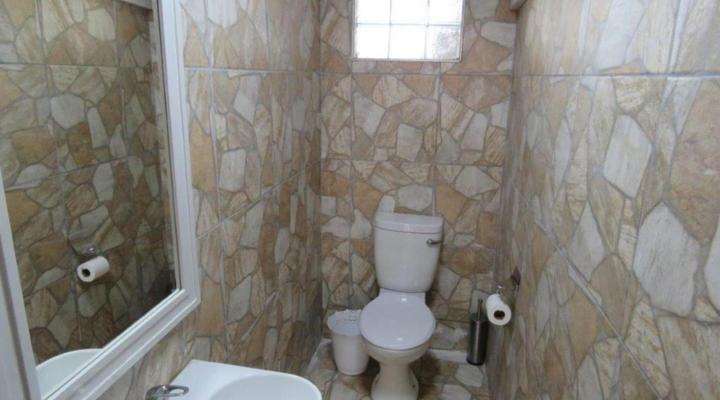 Dumehlezi Self Catering