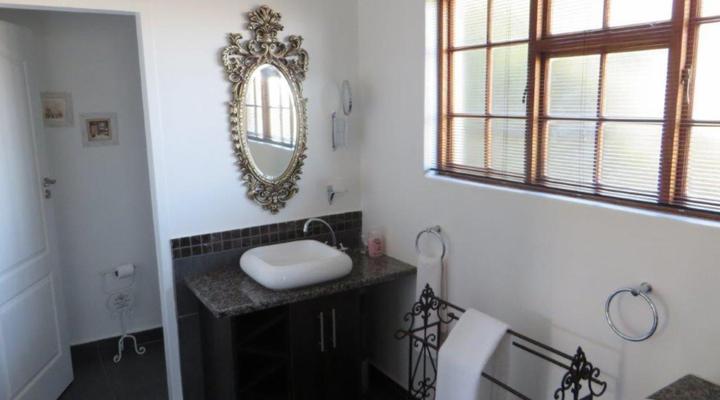 Thaba Tshwene Game Lodge