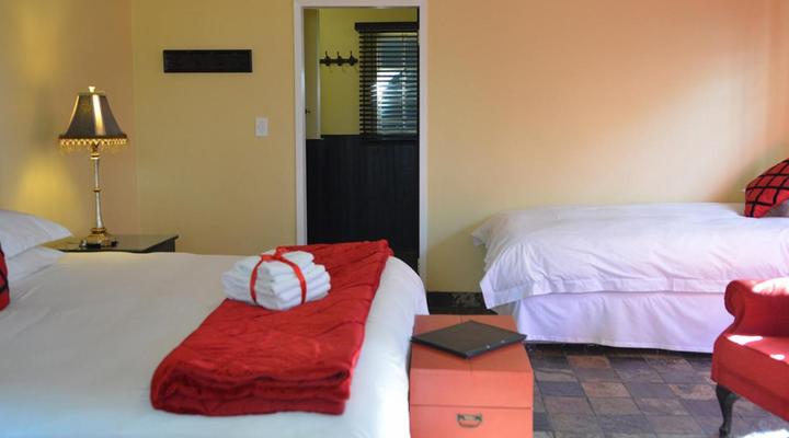 Thaba Tshwene Game Lodge