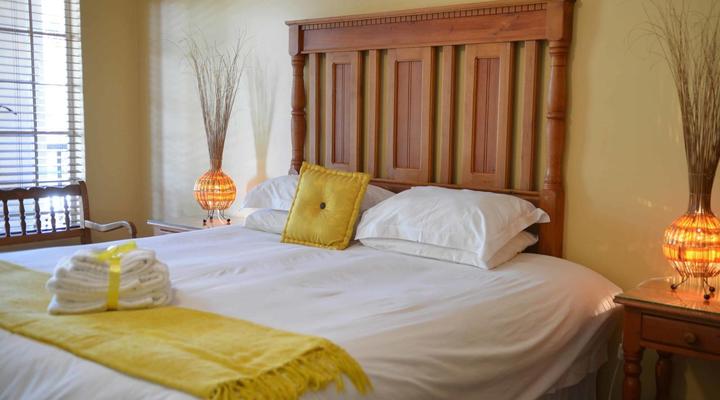 Thaba Tshwene Game Lodge