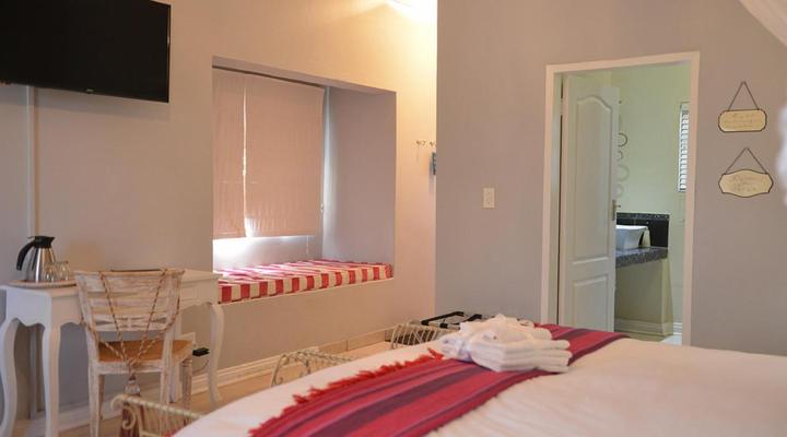 Thaba Tshwene Game Lodge