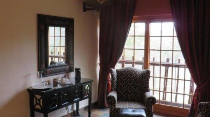 Thaba Tshwene Game Lodge