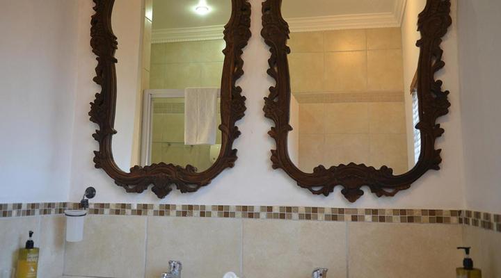 Thaba Tshwene Game Lodge