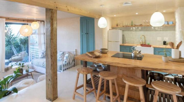 Cape Weaver Muizenberg