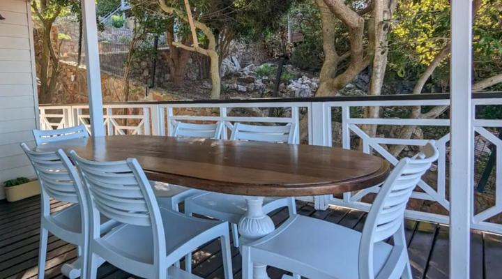 Cape Weaver Muizenberg