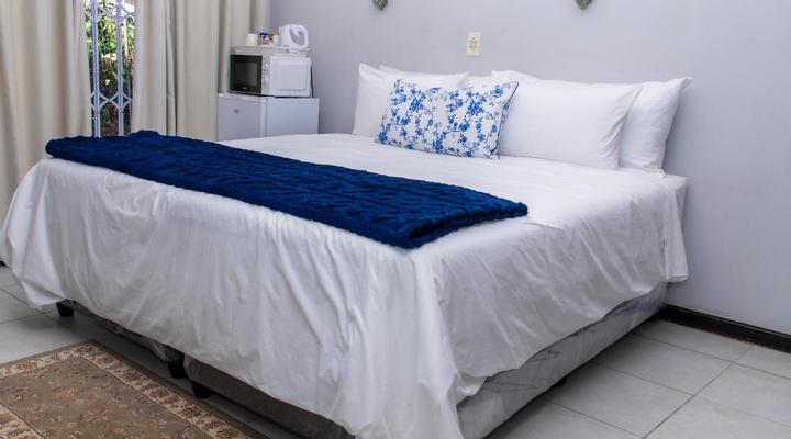 The Tropical Hut Lodges