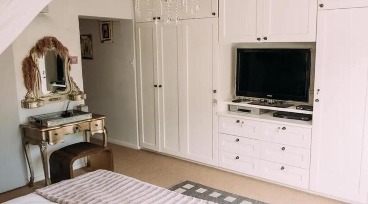 Airlie Road Family Retreat