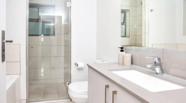 Urban Oasis Apartments @ The Median