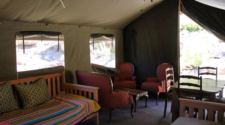 Balie's Gat Camp and Accommodation