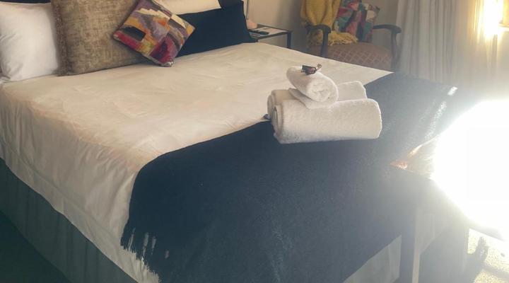 12 on York Guesthouse