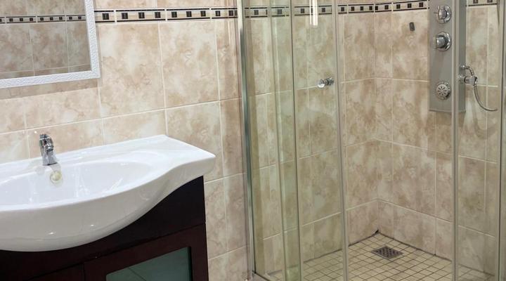 12 on York Guesthouse