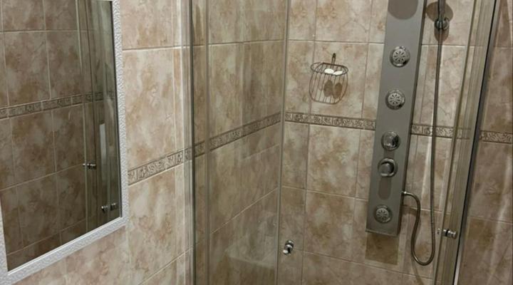 12 on York Guesthouse