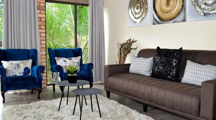 Mela Luxury Game Lodge