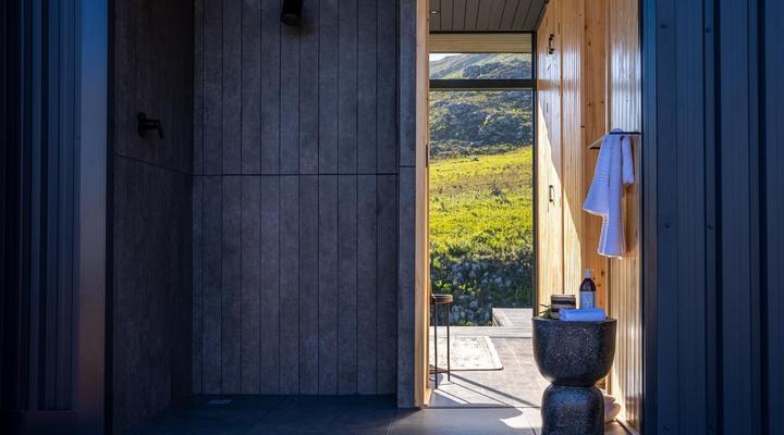 On The Hill Luxury Cabin